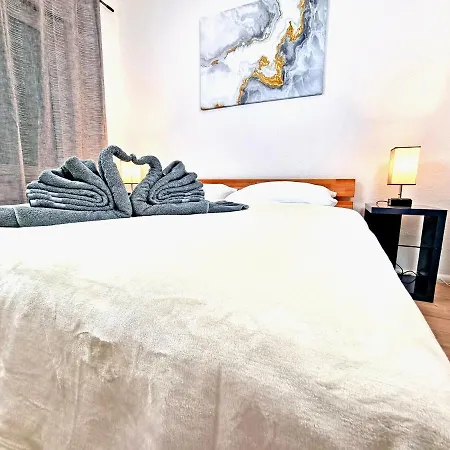 Happyside O Nord-west O Parkplatz O Auensee O Wlan Leipzig